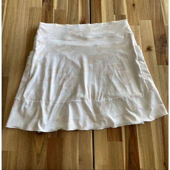 Allie Burke Camo Golf Skort - Picture 2 of 4